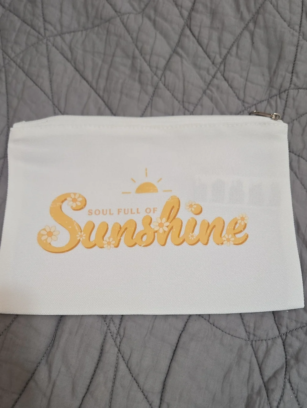 COSMETIC BAG Zipper Closure 6x8 1/2 ins